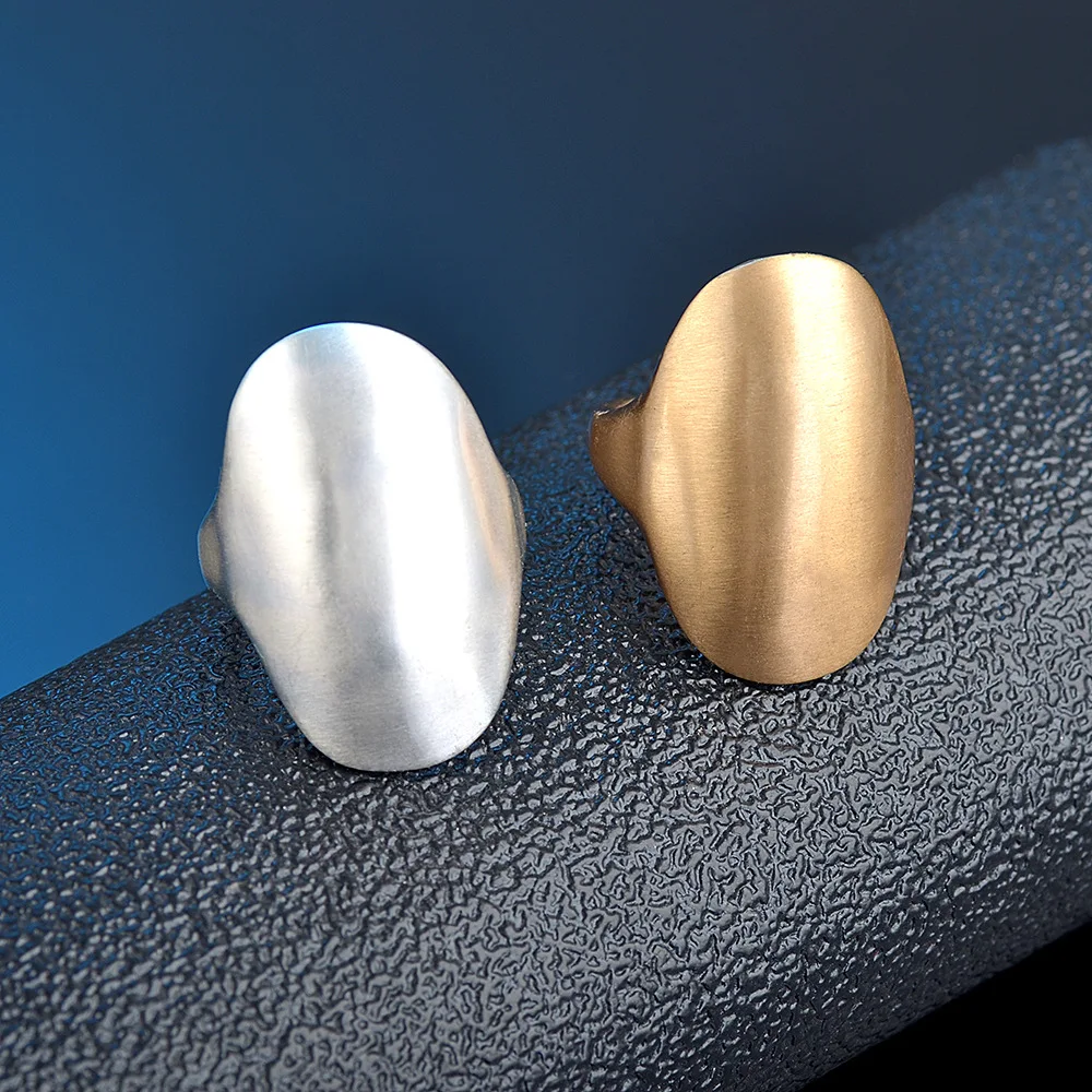 

Grier 2022 New Punk Rock Ring Big Oval Rings For Women Glossy frosted Rings Bridal Wedding Vintage Jewelry For Men Gifts