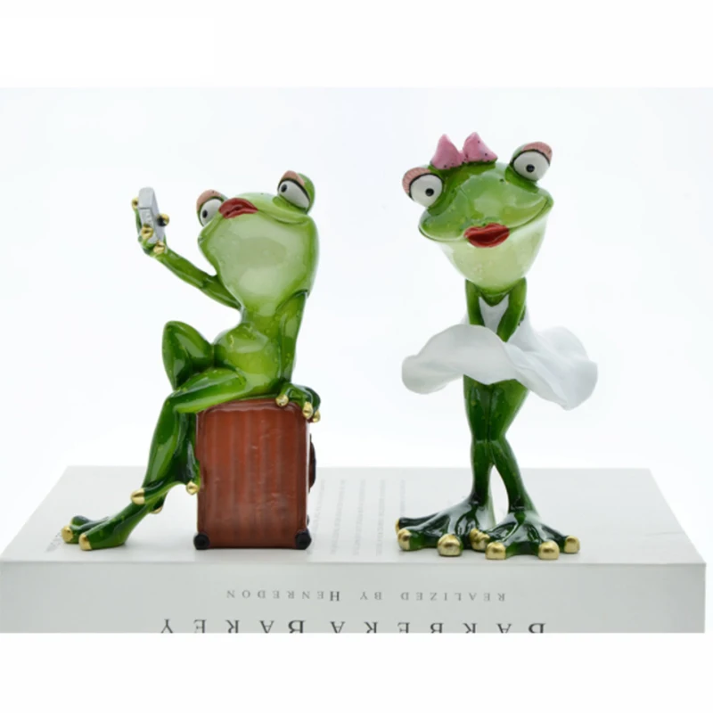 

Ermakova Resin Selfie Frog Doll Exquisite Statue Creative Home Decoration Study Desk Accessories Decoration Gift