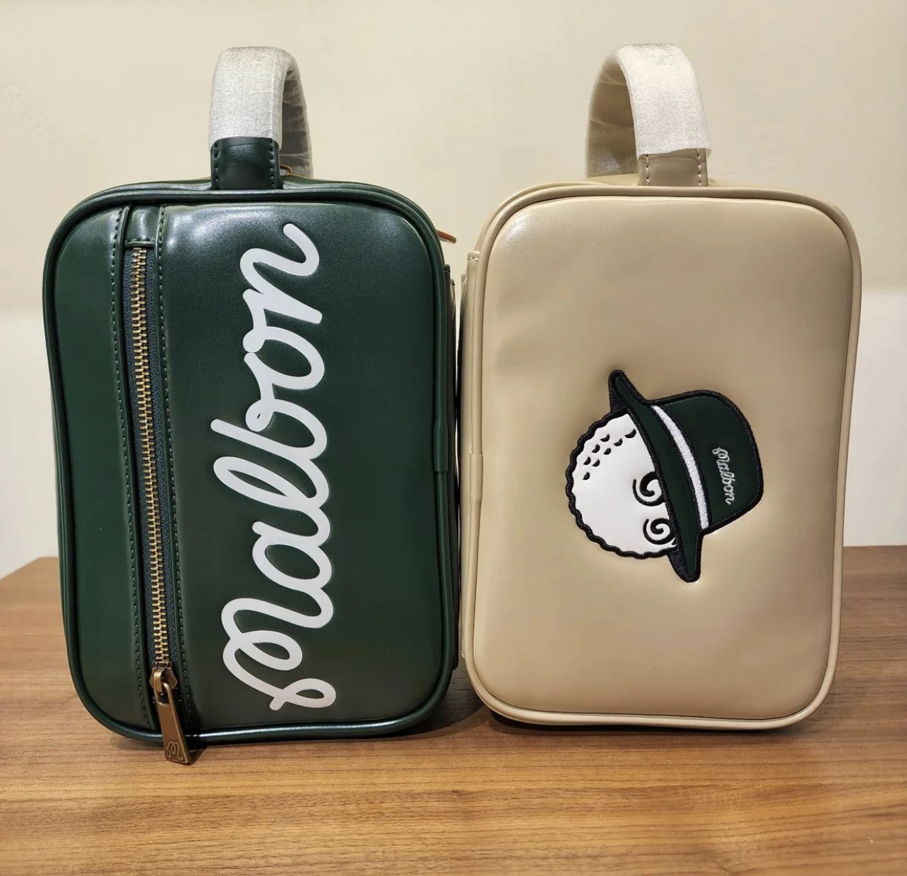 

New PU Golf Ball Fashion Men Women Handbag Universal Wear Pouch Caddy Pocket Horse Ball Boston Bags Sports Shoes Clothing