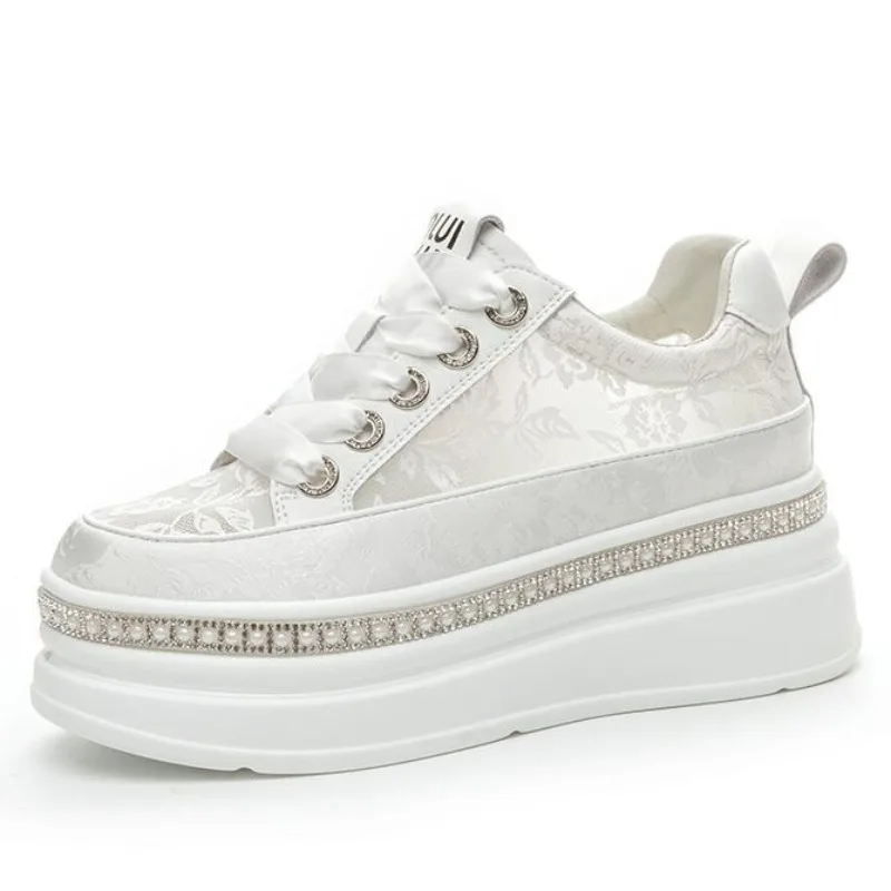 Женские Эластичные кроссовки на массивной вулканизированной подошве удобные