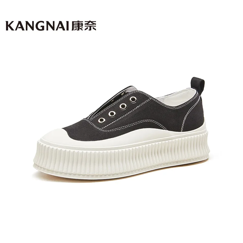 

Kangnai Women Shoes Canvas Round Toe Flat Platform Skateboarding Lightweight Slip On Female Casual Shoes