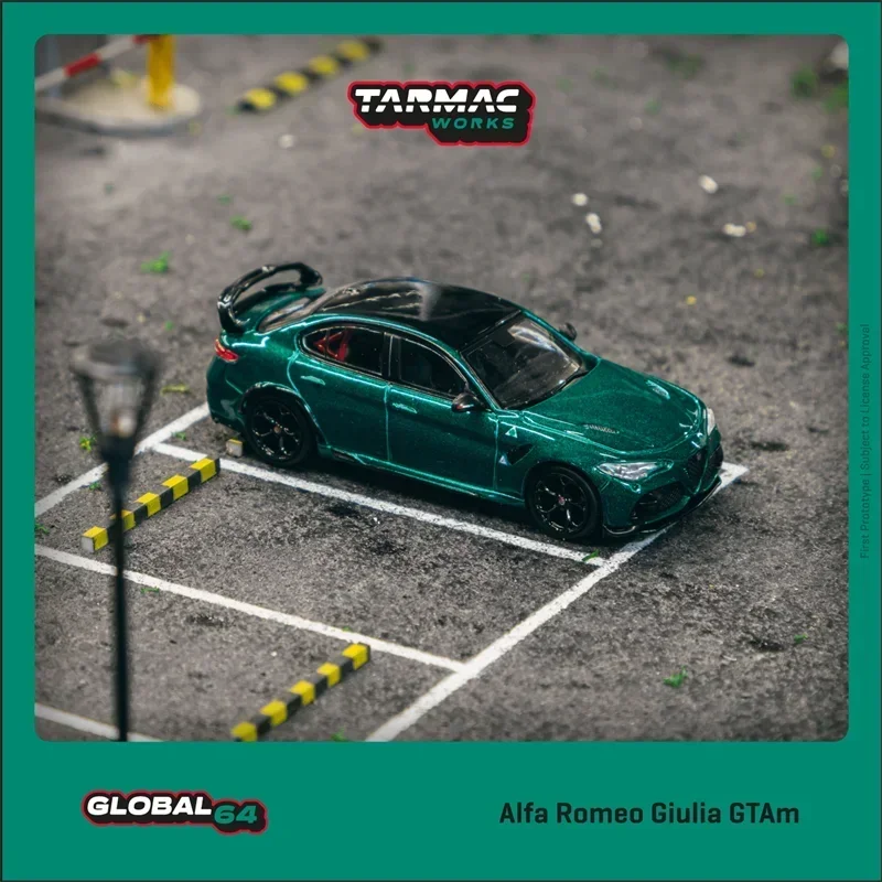 Tarmac работает 1:64 Alfa Romeo Джулия GTAm зеленый металлик литая модель автомобиля