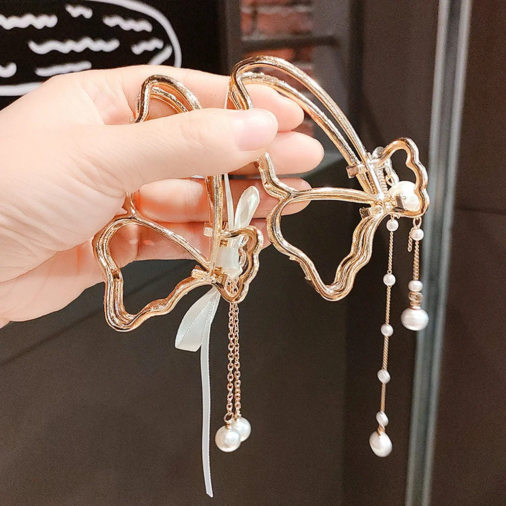 

Butterfly Pearl Hair Claw Metal Chain Tassel Hairpin Vintage Long Pendant Dangle Hair Clips Women Girls Fashion Hair Accessories