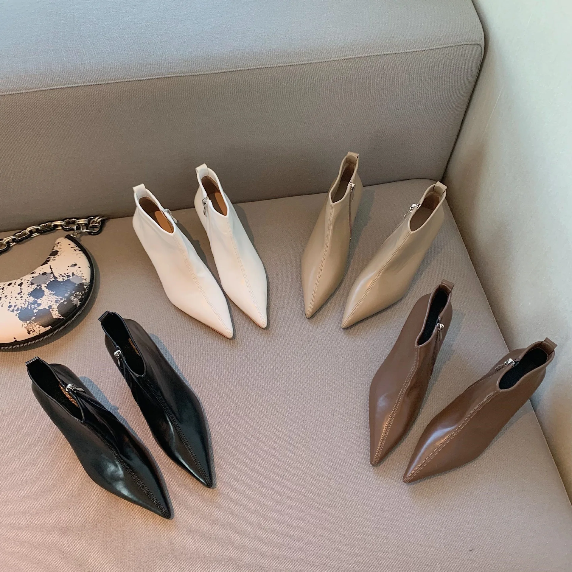 

White Ankle Boots Brand Women's Shoes Zipper Boots-Women Low Fashion Pointy Sexy Rubber High Heel Autumn Ladies Med 2022 Solid B