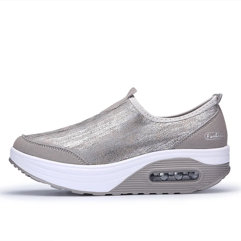 Women Flats Shoes Breathable Mesh Platform Sneakers Women Slip on Soft Ladies Casual Shoes Women Light mouth breathable shoes
