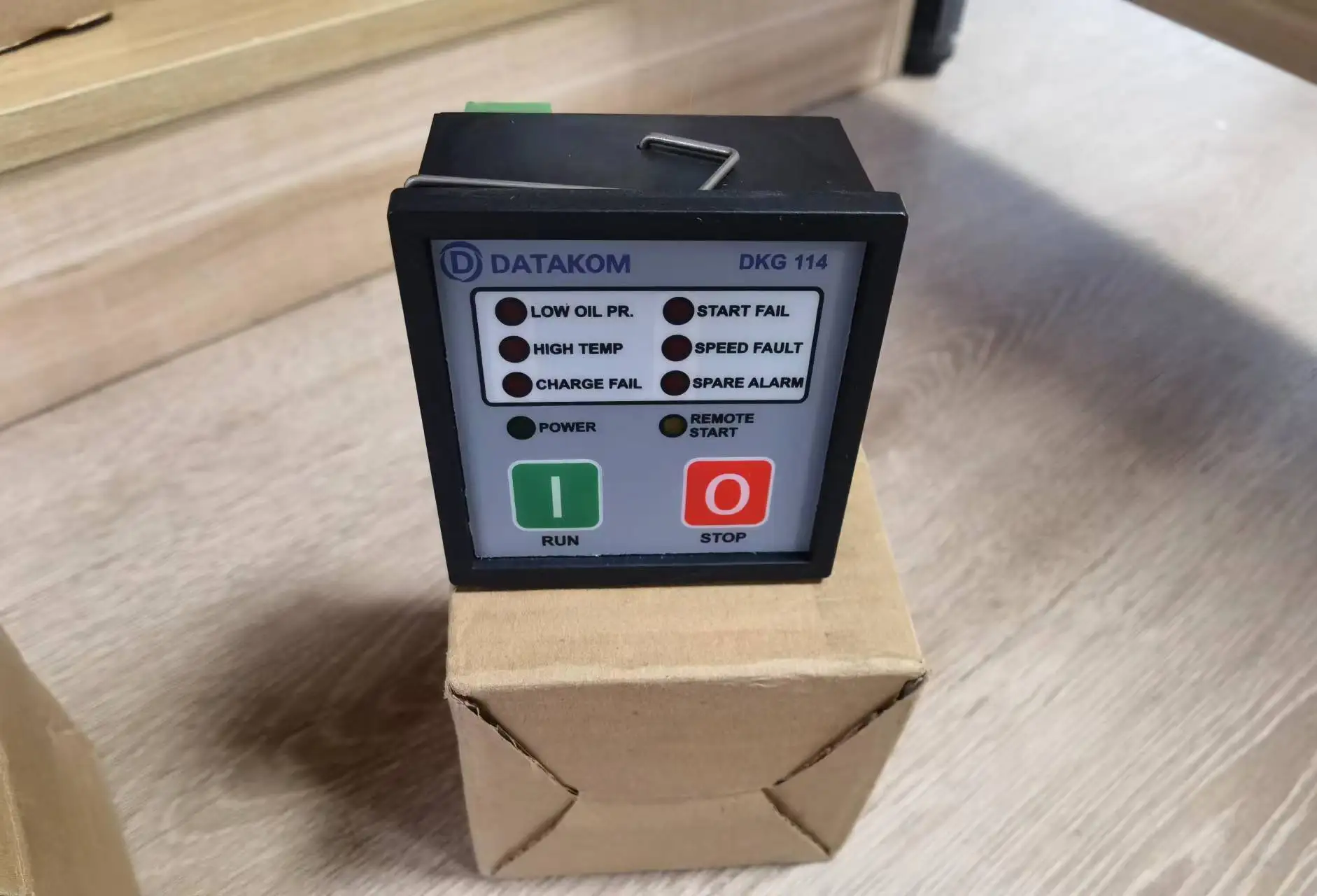 Оригинальный генератор DATAKOM DKG114 с автоматическим запуском и панелью управления