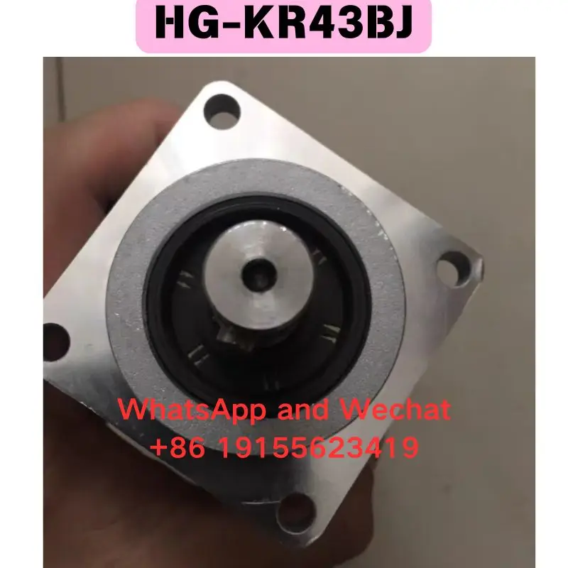 Совершенно новый оригинальный и быстрая доставка серводвигателя HG-KR43BJ.