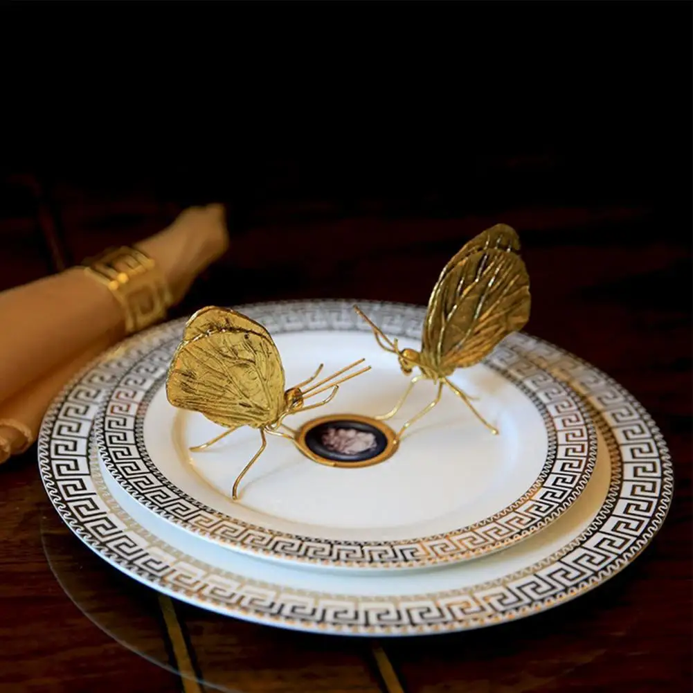 

Butterfly Sculpture Solid Gold Color Decorative Handicraft Ant Butterfly Ornament Ant Ornament for Office