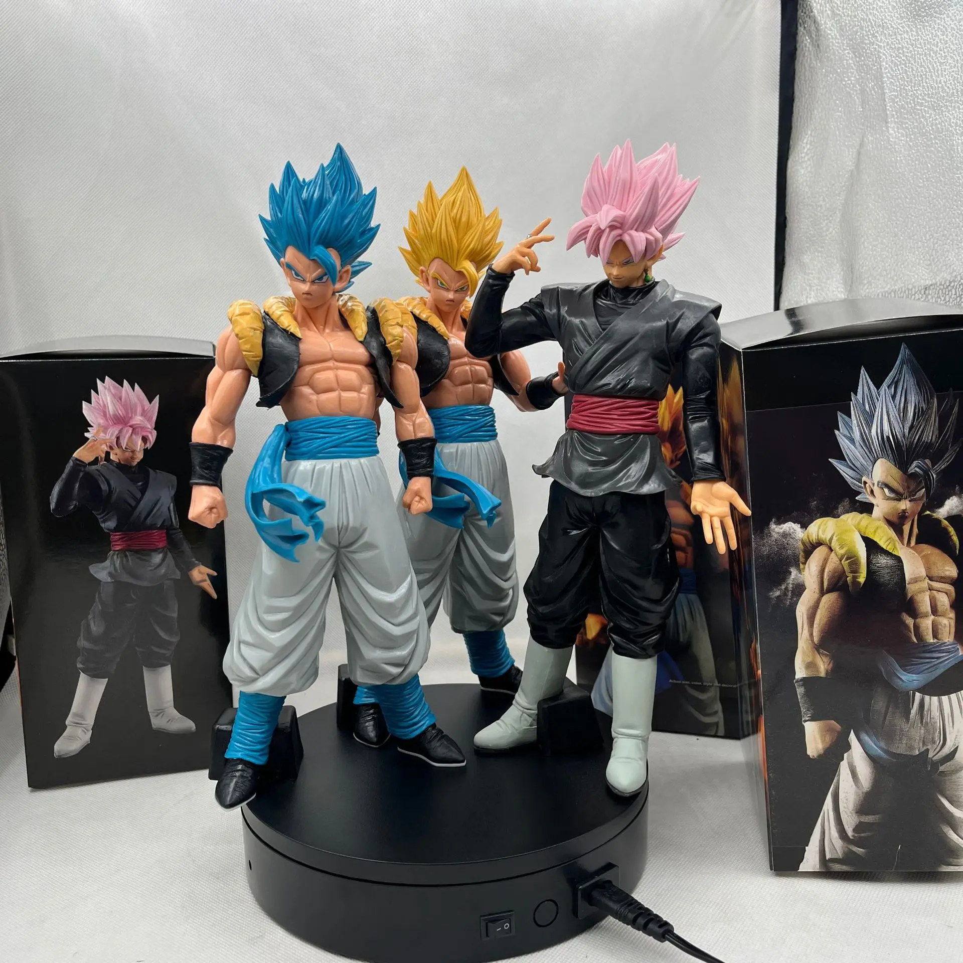 

Anime Dragon Ball Z Figurines Super Saiyan GK Vegeta Goku Action Figure Statue Collectible Figurine Toys