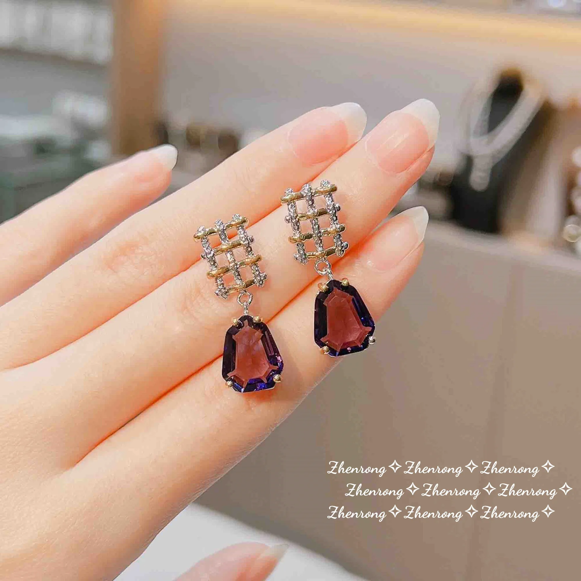 

Luxury Female Purple Artificial Diamond Earrings Charm Silver Color Dangle Earring For Women Dainty Crystal Wedding Accessories