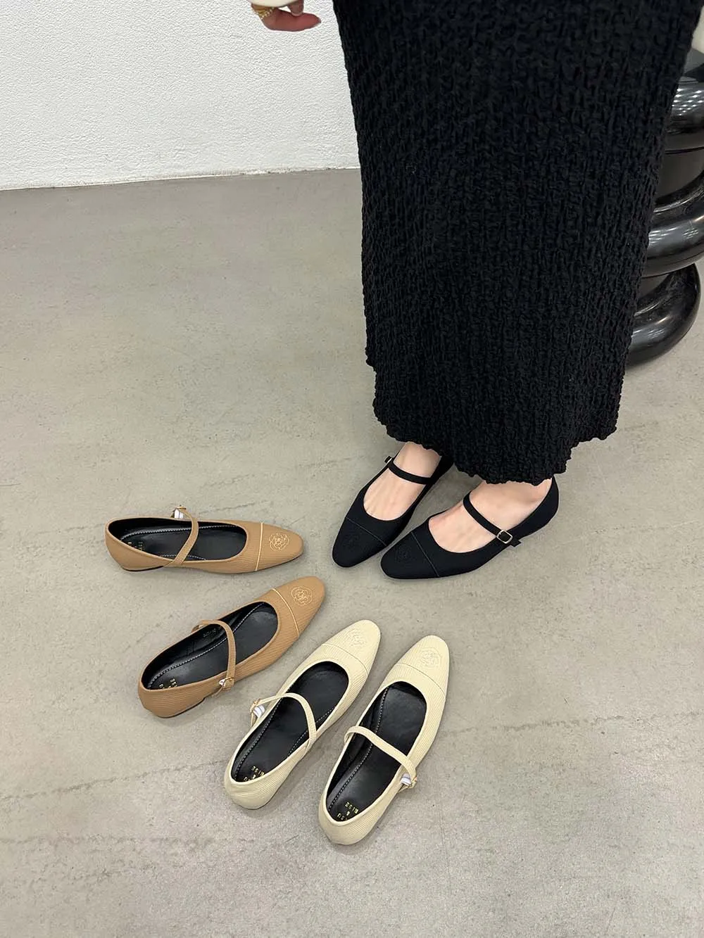 Женские лоферы с круглым носком Новое поступление 2024 черные бежевые цвета хаки