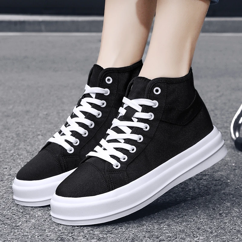 Brand Skateboarding Shoes for Men Women Unisex Lightweight High-top Canvas Shoes Couple Flat Walking Non-slip Youth Sports Shoes