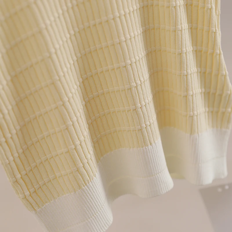 [Heng] Минималистичный простой в сочетании с круглым вырезом и пышными рукавами