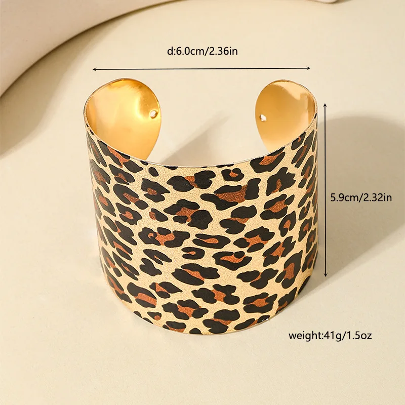 Металлический браслет-манжета