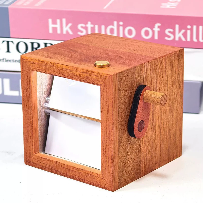 

Деревянная вращающаяся фоторамка QKX