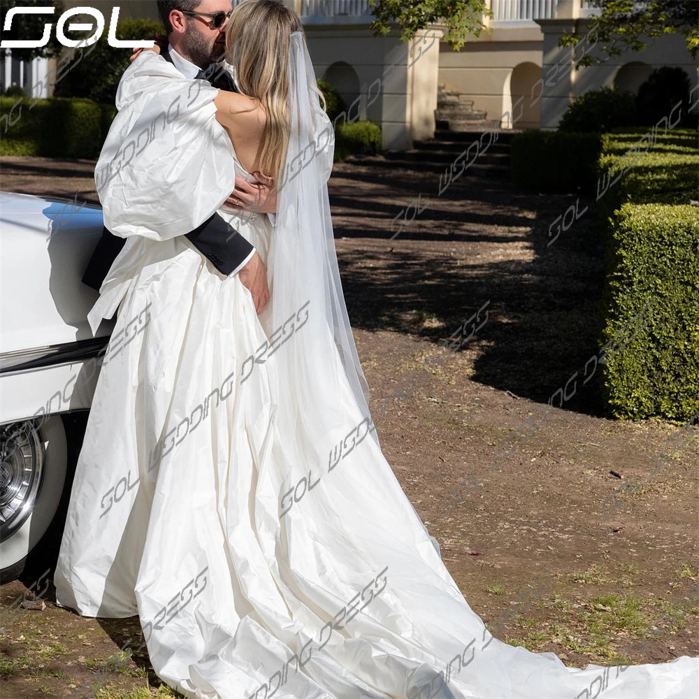 Рисунок 3 - Платье свадебное атласное со съемными