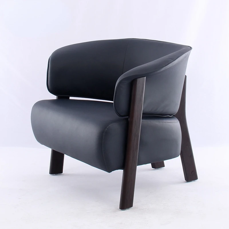 

Customized designer creative single chair hotel sofa chair Nordic solid wood single leisure chair leather sofa high end