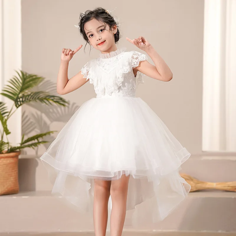 Летнее многослойное платье без рукавов с бантом на хвосте белое розовое синее