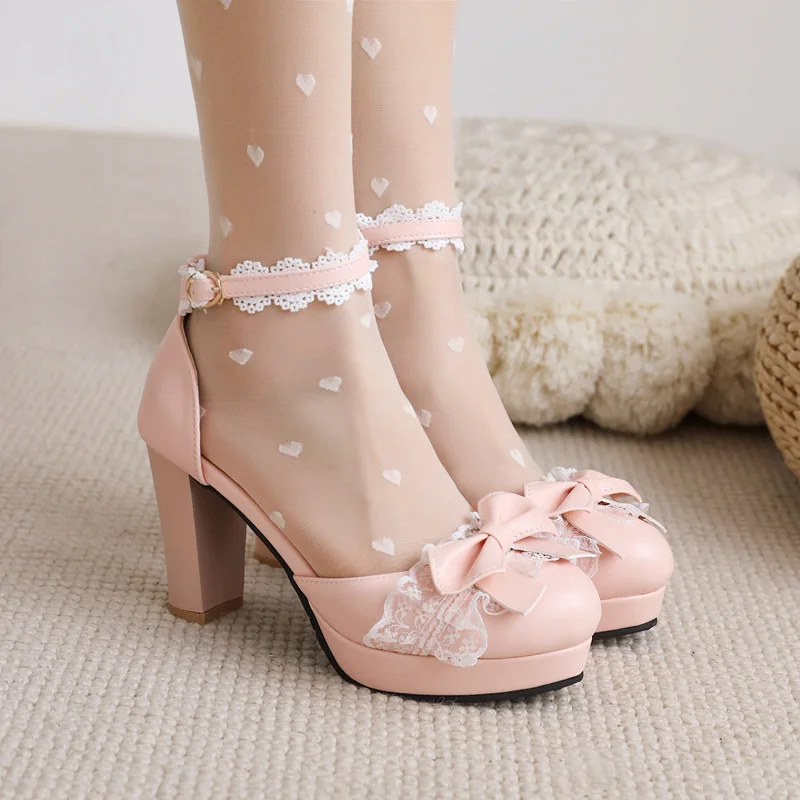 

Летние милые босоножки на высоком каблуке с открытым носком и кружевом, украшенные бантом; Женская обувь в стиле Лолиты на платформе для сва...