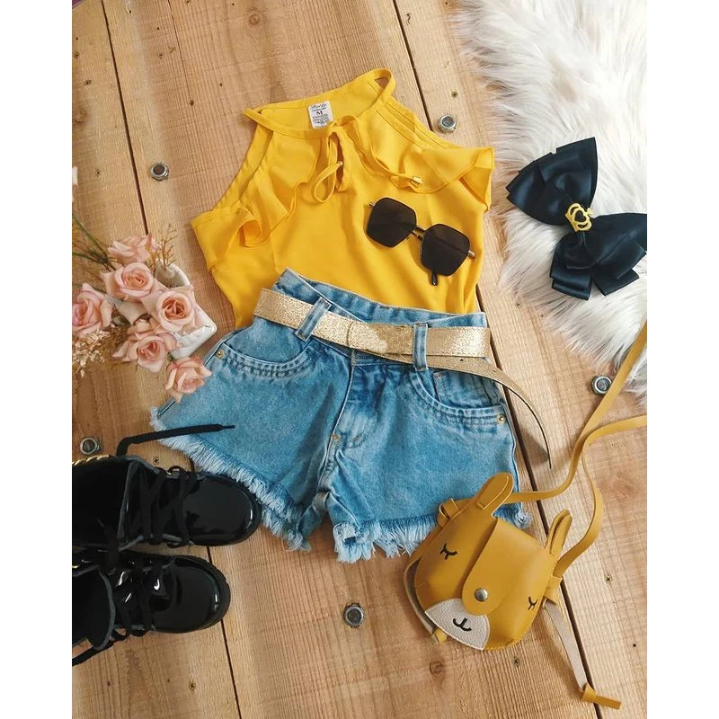 

Женская летняя одежда, 2 шт., одежда для девочек, однотонный Холтер без рукавов, на шнуровке, жилет, топы, джинсовые шорты, повседневные компле...