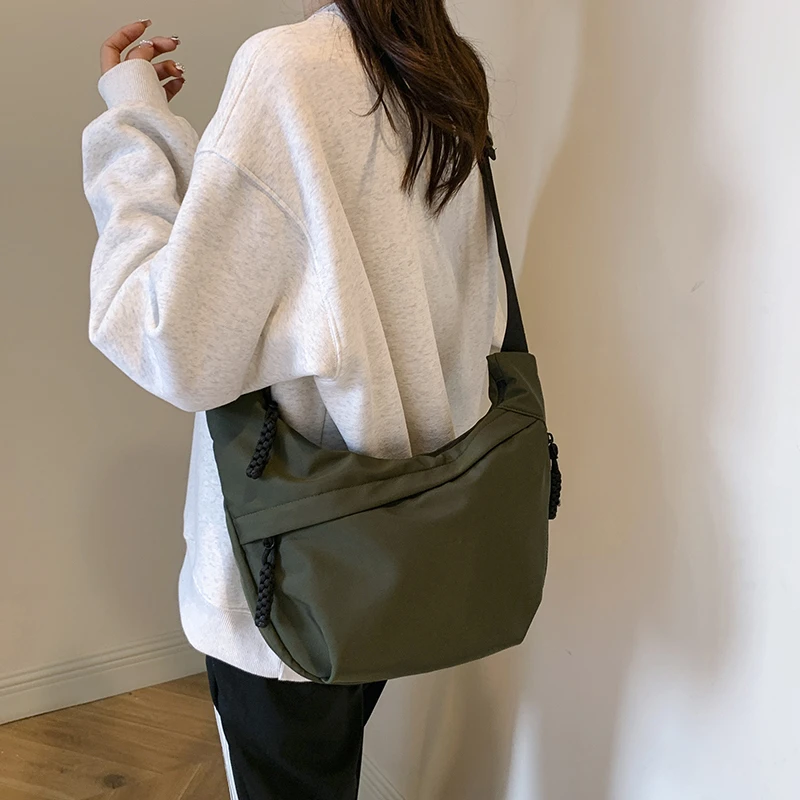 Новая модная Универсальная Женская нейлоновая сумка через плечо однотонная