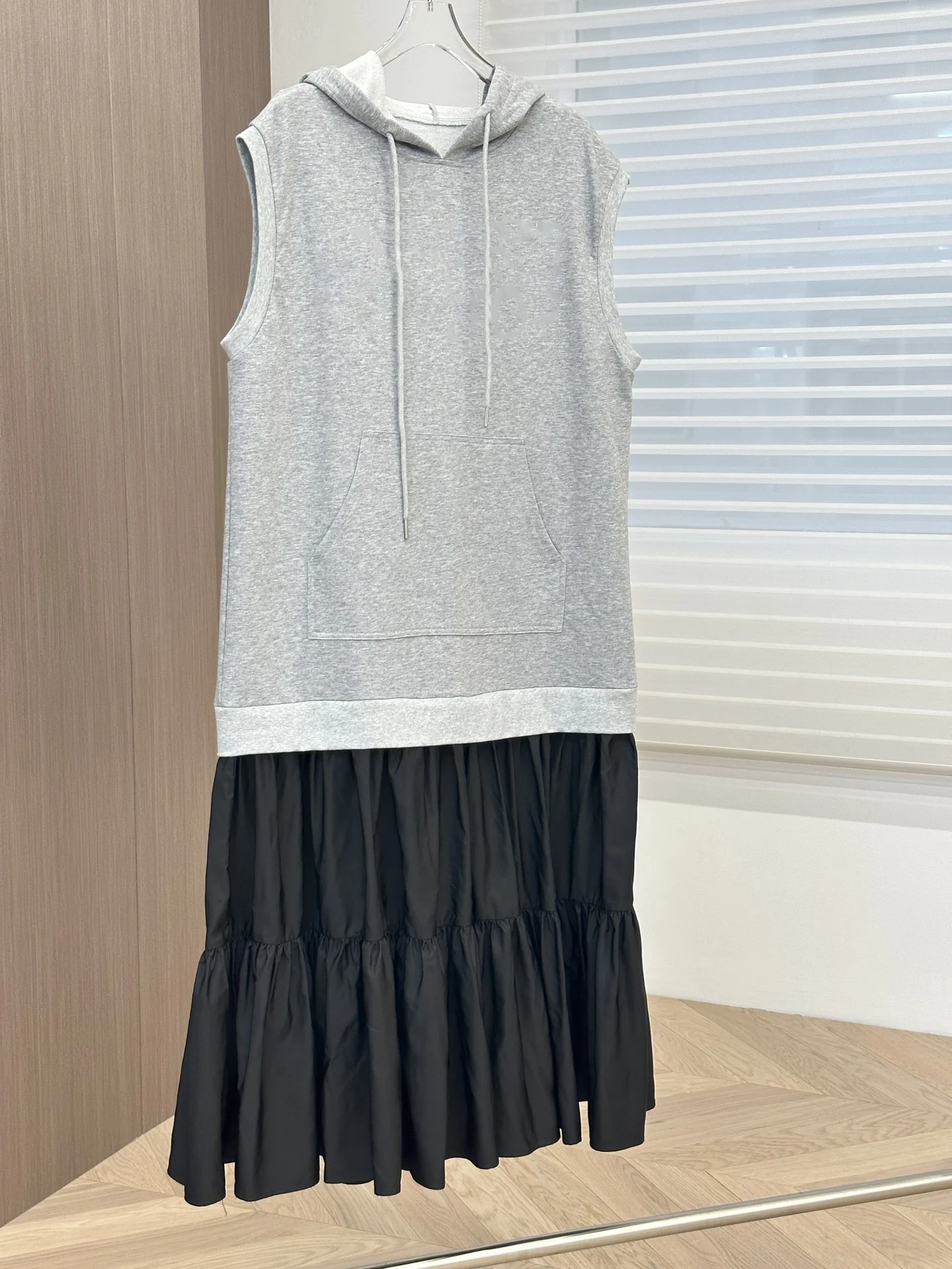 

2023 индивидуальное забавное прямое свободное платье с капюшоном