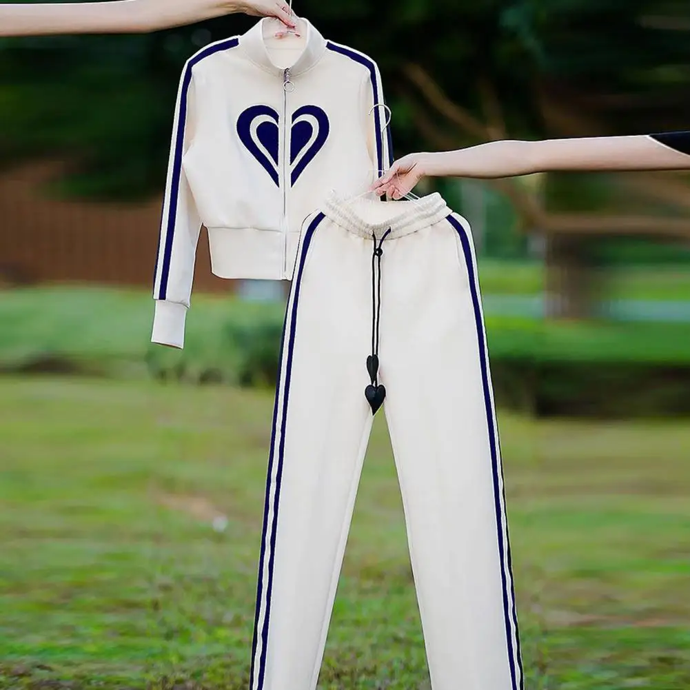 

Pocket Design Coat Pants Set Stylish Women's Sport Outfit Heart Print Sweatshirt Coat Wide Leg Pants Set for Autumn/winter