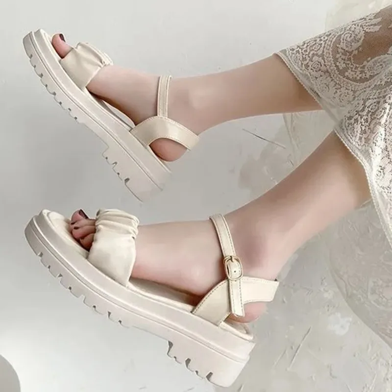 

ENMAYER Roman Sandals Female Students Fairy Wind 2023 Summer New Korean Super Fire Muffin Thick Bottom Fashion Sandals