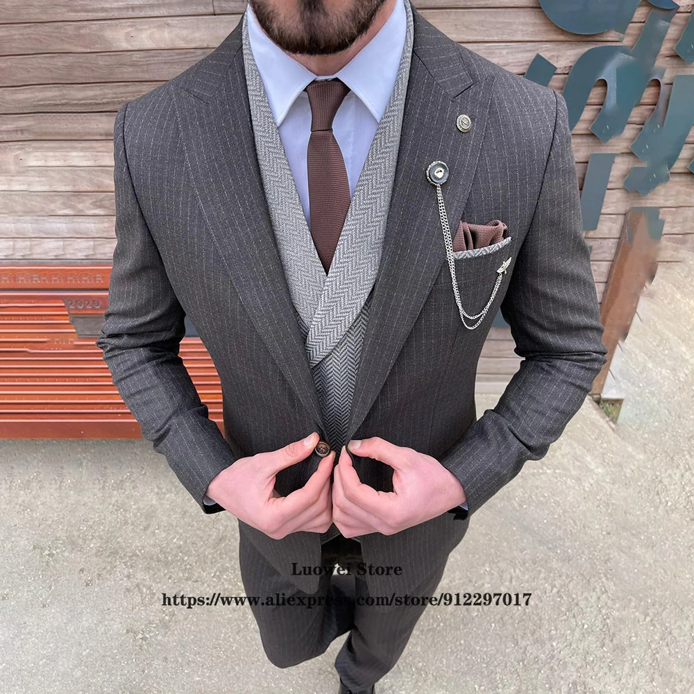 Fashion Striped Slim Fit Suits For Men 3 Piece Jacket Vest Pants Set Groom Wedding Peaked Lapel Tuxedo Male Formal Costume Homme