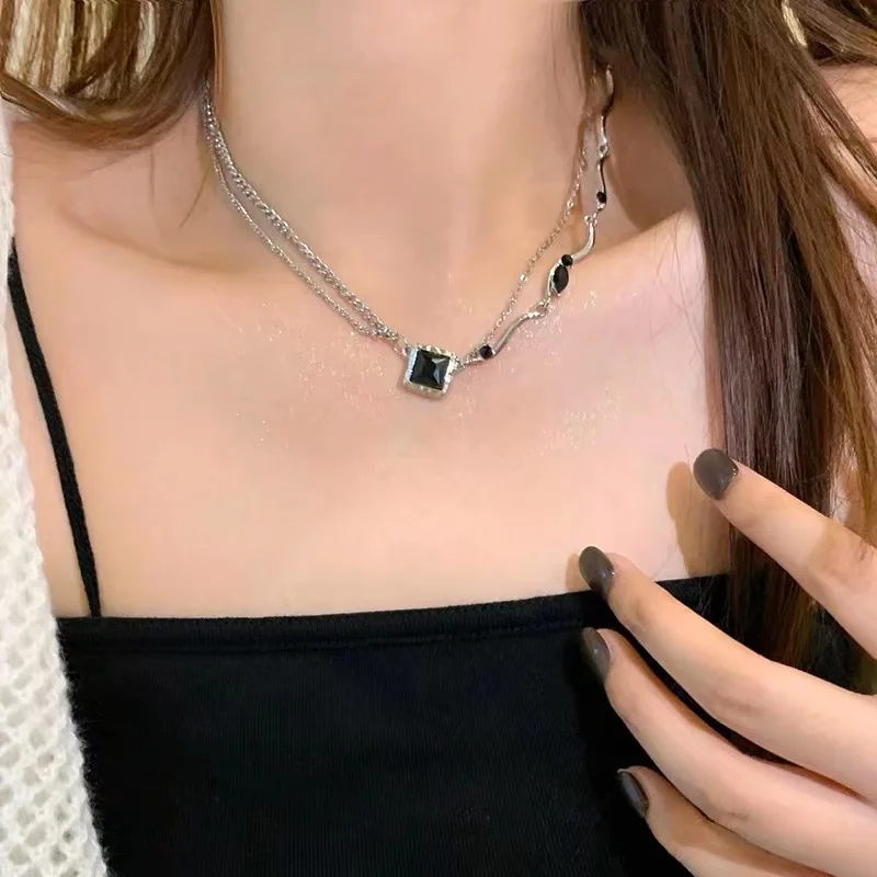 

Square Black Crystal Necklace For Women Hiphop Multilayer Choker Jewelry
