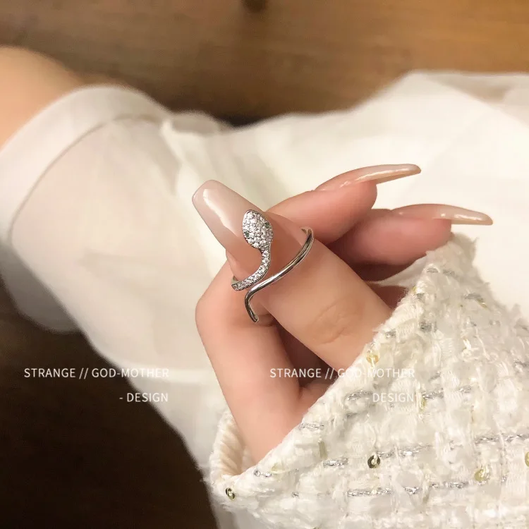 

Winding Simulated Snakes Ring Female Super Flash Micro Inlaid Zircon Open Adjustable Ring Cold Wind Niche Design Ring