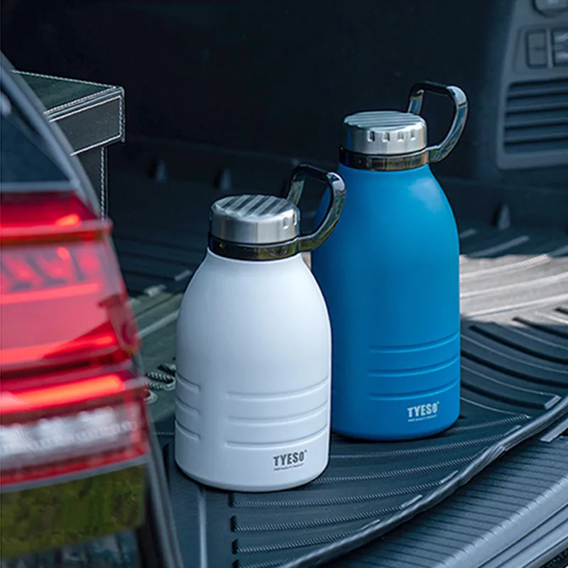 

1900ml Portable Outdoor Climbing Camping Sport Vacuum Flask Double Stainless Steel Thermos Mug With Straw Travel Thermal Bottle