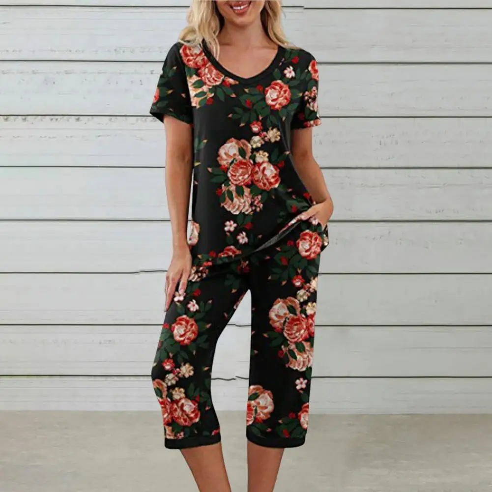 

2Pcs/Set Women Loungewear Set Floral Print V-Neck Short Sleeve Homewear T-Shirt Pockets Elastic Waist Wide Leg Cropped Pants