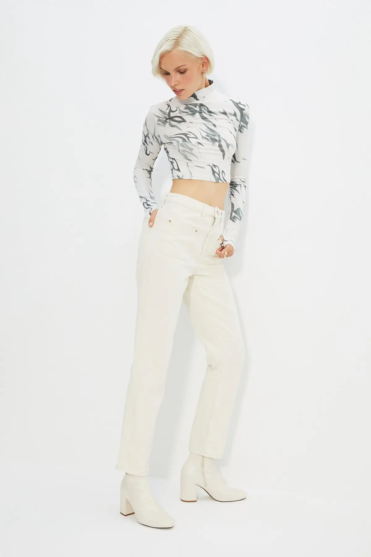 

Women's Jean Ecru Pocket Detailed High Waist Bootcut Straight Pant Jeans Buttons Zipper Ladies