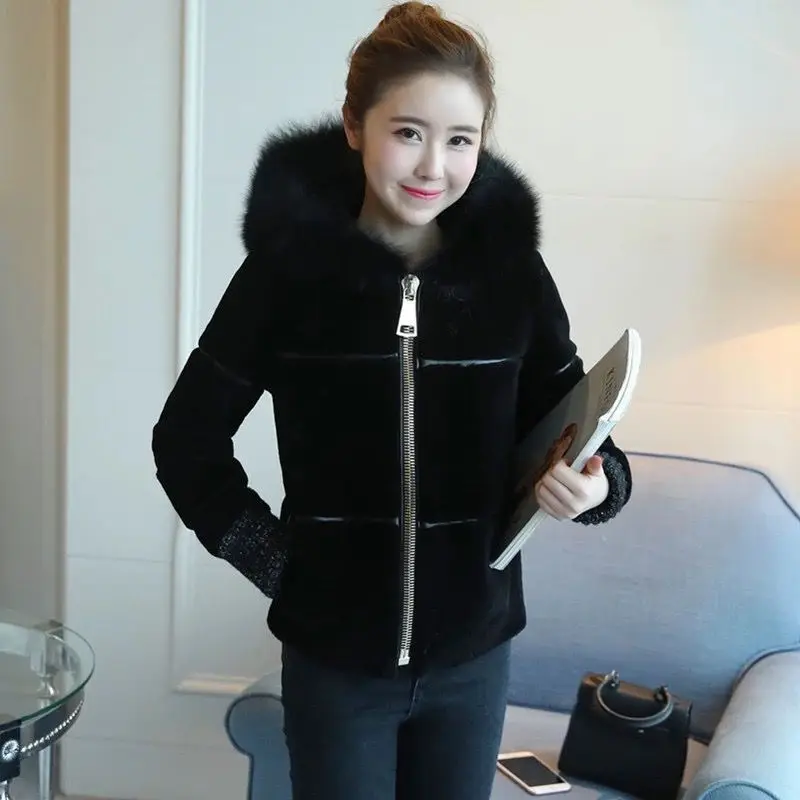 2022 New Women's Winter Sheep short Overcoat Ladies High Waist Slim Faux Fur Jacket Female Fake Fox Fur Hooded Short Coat korean