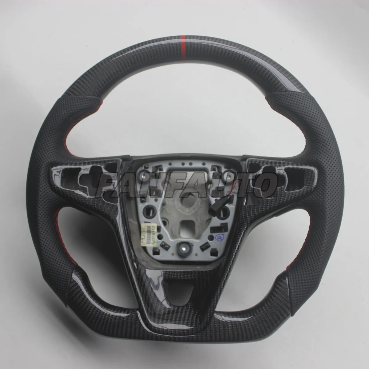 

Сменный руль из настоящего углеродного волокна с кожей для Opel Insignia A 2014-2016 гг.