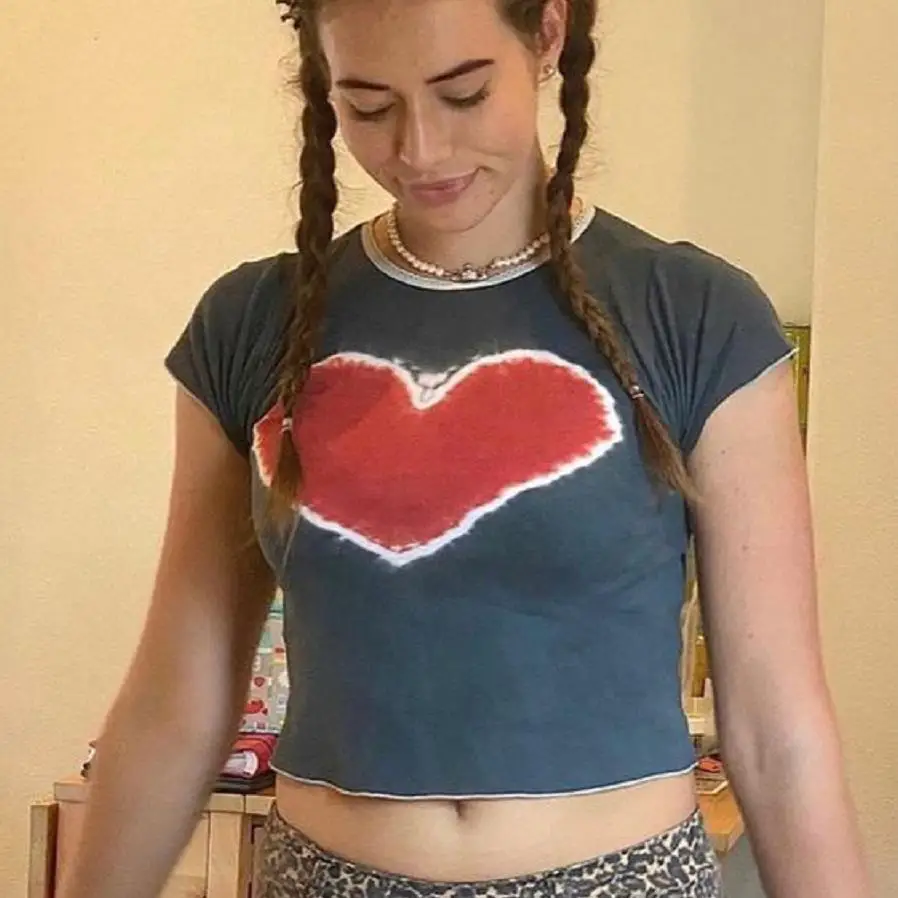 

Valentine's Day Women Casual T-Shirts Crop Tops Short Sleeve Heart Printed Pattern Round Collar T-shirt Female Spring Summer New