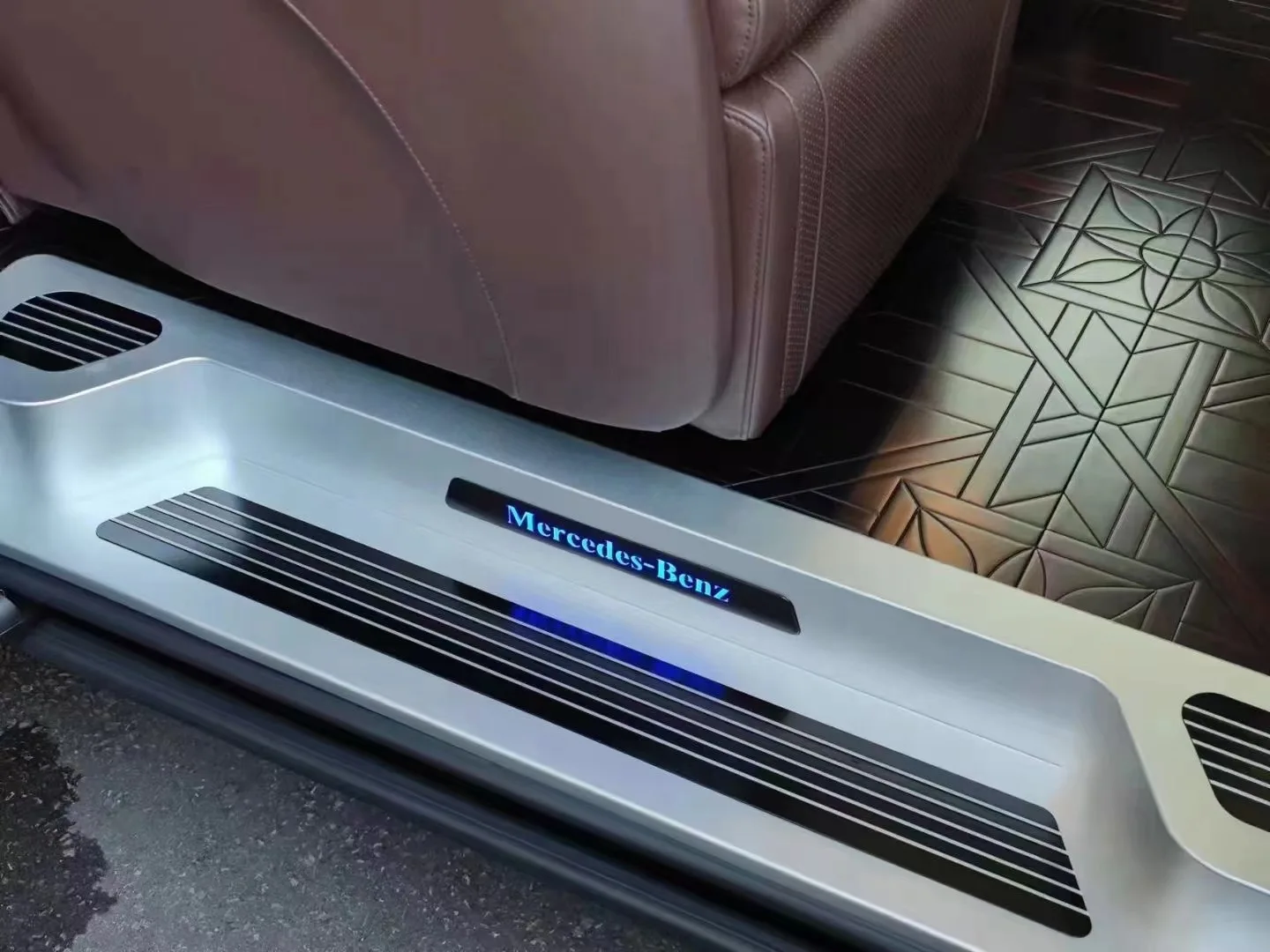 Рисунок 5 - Горячая Распродажа Запчасти для тюнинга автомобилей