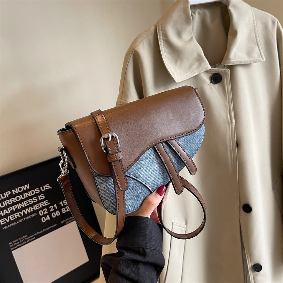 

Small Classic Vintage Hot Selling Pu Leather Crossbody Lady Women Designer Shape Messenger Shoulder Bag