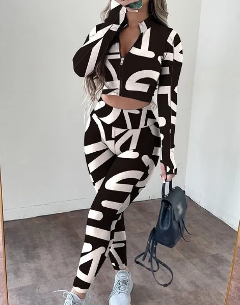 

2022 Spring and Summer New Women's Two-piece Printed Long-sleeved Casual Zipper Sports Knitted Women's Suit