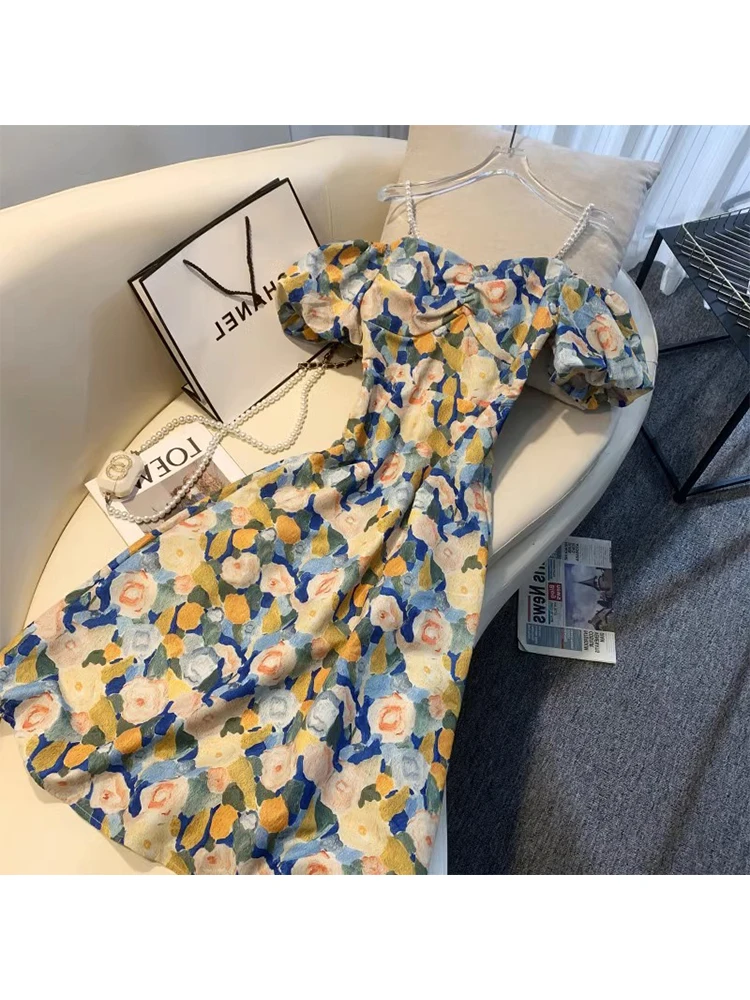 

Женское платье-трапеция с цветочным принтом, без рукавов, с открытыми плечами