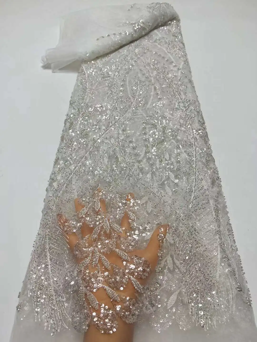 

Nigerian Tulle Sequins Beaded Lace Fabrics High Quality African French Mesh Groom Lace Fabric For Sewing Party Dress Wedding