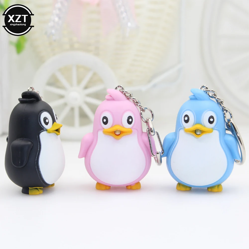 

1PC New Cute Penguin Keyring LED Torch With Sound Light Keyfob Kids Toy Gift Fun Animal Keyholder Fashlight Keychain Accessories