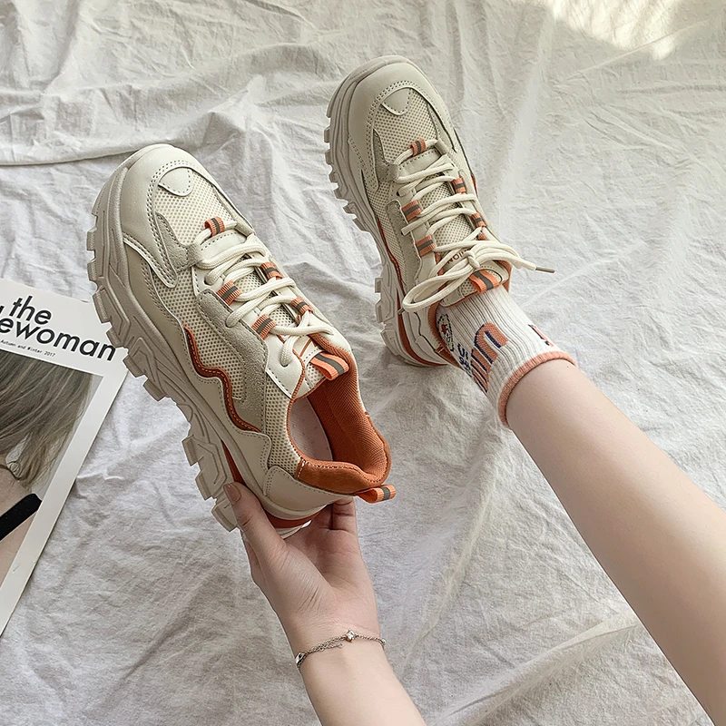 

2022 New Fashion Beige Dad Chunky Sneakers Casual Vulcanized Shoes Woman High Platform Sneakers Lace Up Beige Women Sneakers