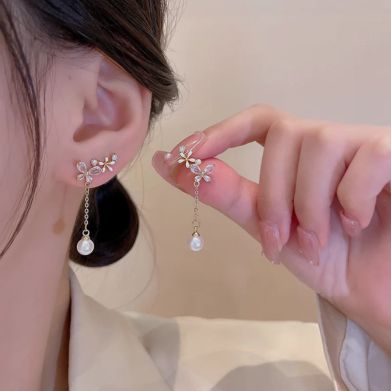 

Exquisite Crystal Butterfly Earrings Shiny Zircon White Flower Tassels Pearl Dangle Earrings For Women Wedding Party Jewelry
