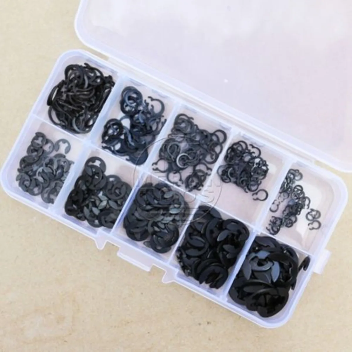 

300Pcs E-Clip & Retaining Ring Assortment Kit 3mm 4mm 5mm 6mm 8mm