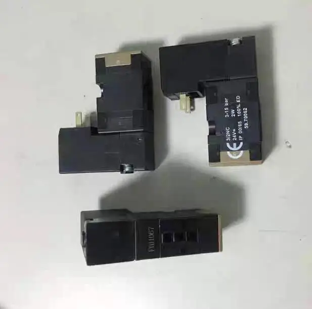 

59.70062 F011067 pilot valve