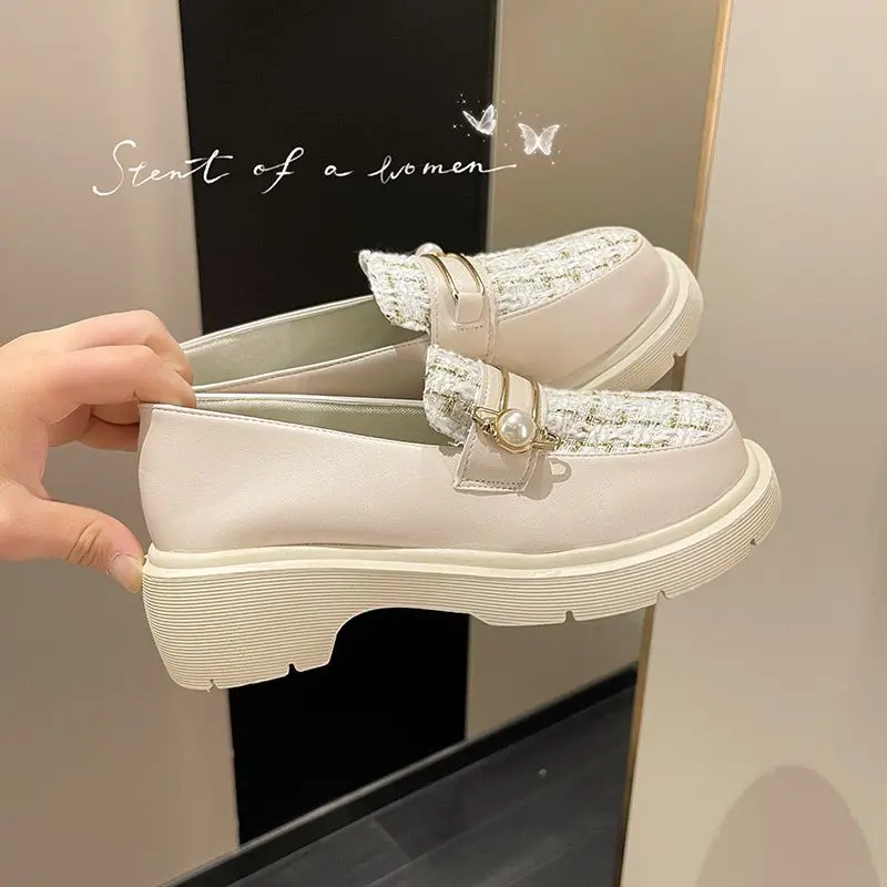 2023 New Spring and Summer Black Ladies' Shoes with Thick Heels and Fashionable Women Shoes