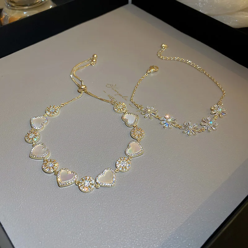 

KAITIN Zircon Heart Flower Adjustable Bracelet for Women Light Luxury Design Versatile Hand Accessories Wholesale for Women