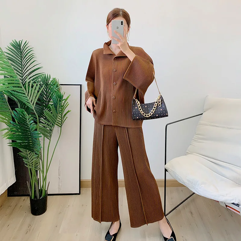 

Miyake Pleated Thickened Two Piece Sets Single Breasted Tops Coat Fall 2022 Winter New Loose Size Stand Collar Trench Coat